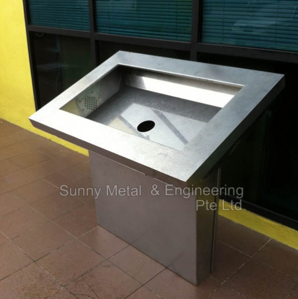 Stainless_Steel_Cradle_Kiosk